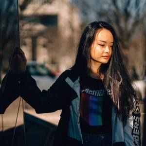 Meet your Posher, Elizabeth